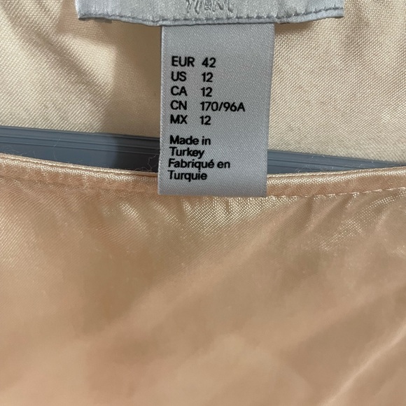 H&M Cream / White Silk Blouse with braided, bell sleeves— loose fitting! Size 12 - Picture 1 of 3